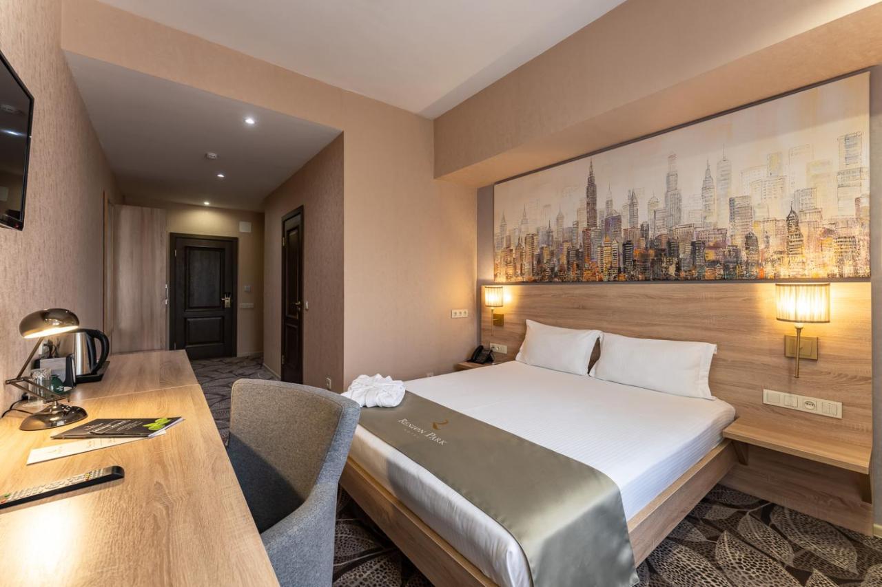 Hotel Renion Park Almaty