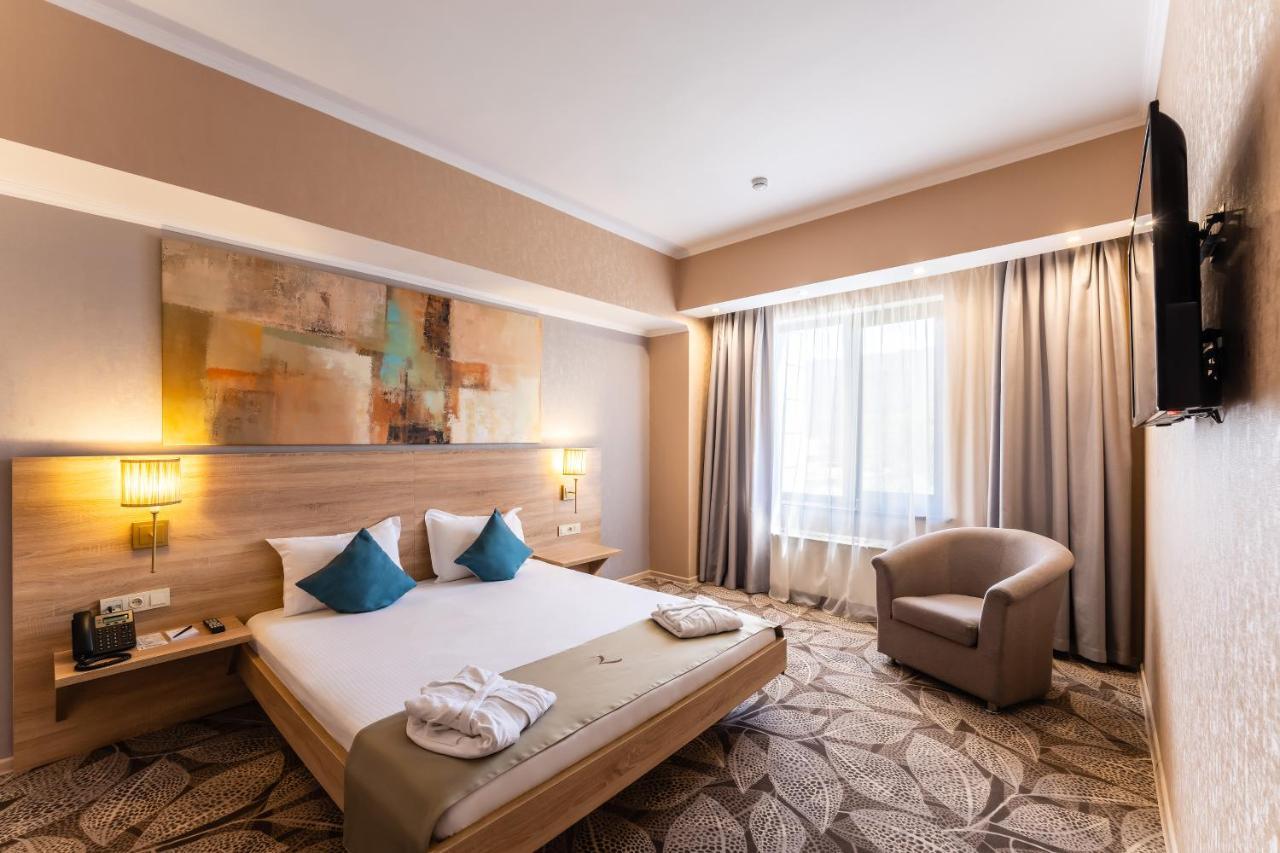 Renion Park Hotel